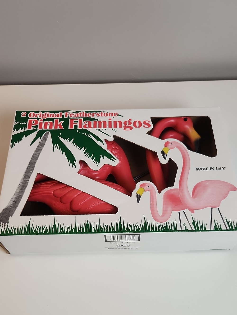 NIB Original Featherstone Pink Flamingo Lawn Ornament Set